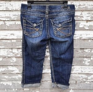Silver Mckenzie jean capris size 27
